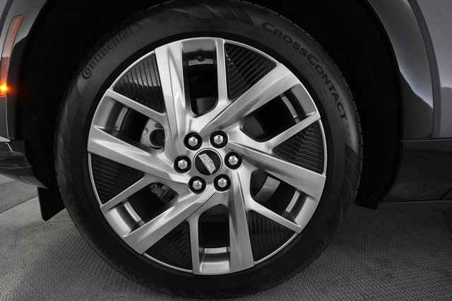 2025 Cadillac Optiq — photo 7 of 21