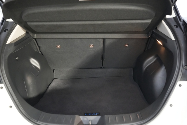 2024 Nissan LEAF