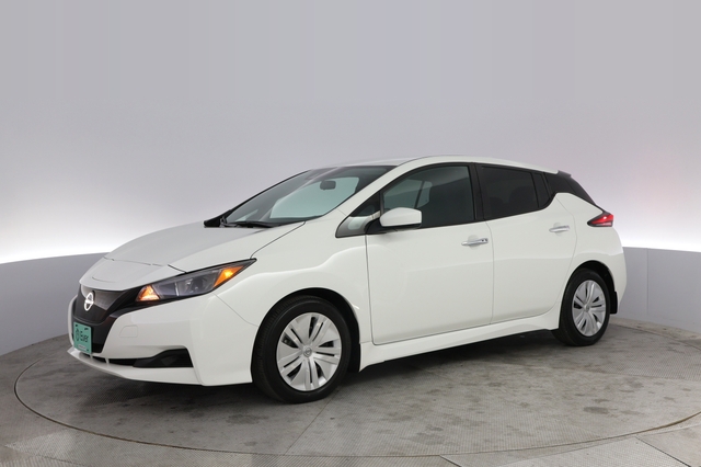 2024 Nissan LEAF