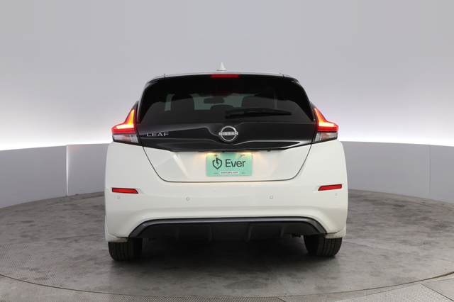 2024 Nissan LEAF