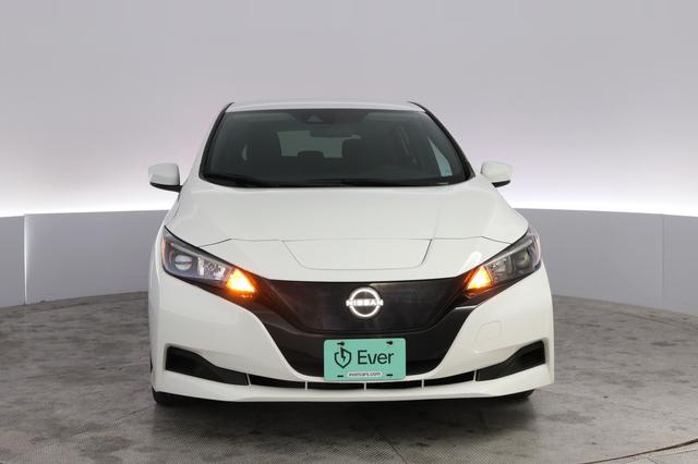 2024 Nissan LEAF — photo 9 of 20