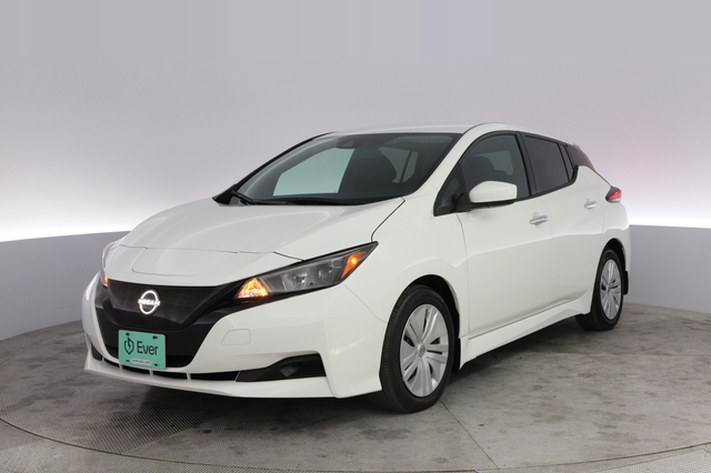 2024 Nissan LEAF