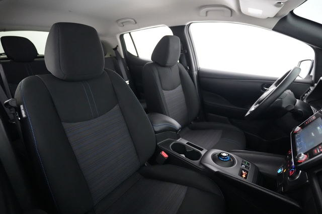 2024 Nissan LEAF