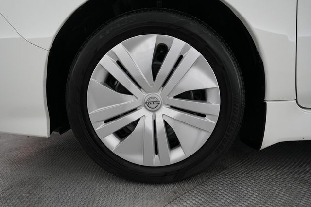 2024 Nissan LEAF