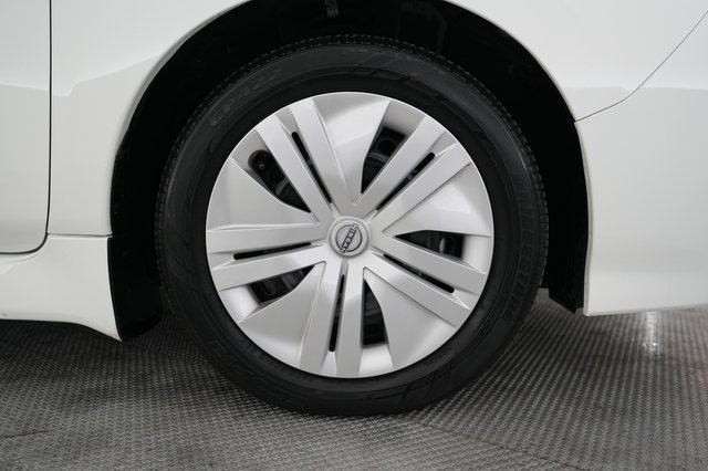 2024 Nissan LEAF — photo 16 of 20