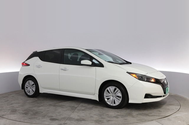 2024 Nissan LEAF