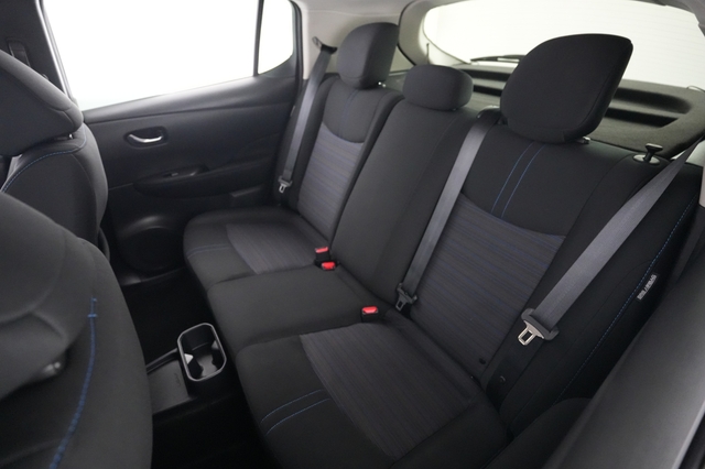 2024 Nissan LEAF