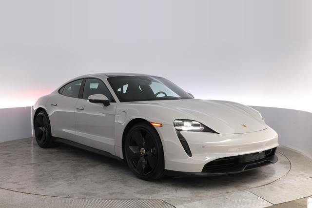 2023 Porsche Taycan — photo 10 of 21