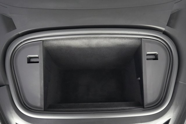 2023 Porsche Taycan — photo 21 of 21