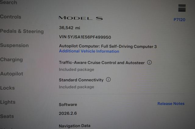 2023 Tesla Model S — photo 5 of 21