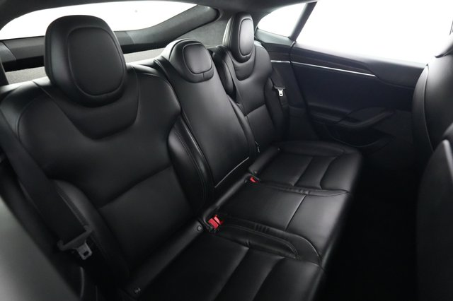2023 Tesla Model S — photo 4 of 21