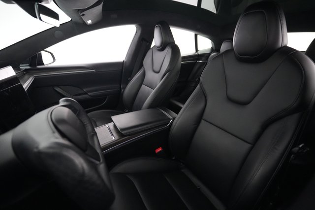 2023 Tesla Model S — photo 3 of 21