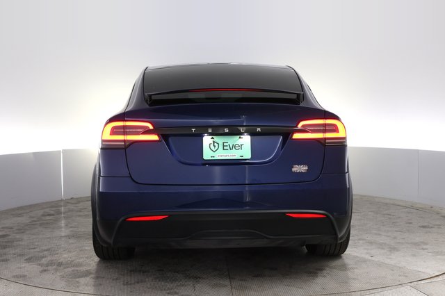 2023 Tesla Model X — photo 12 of 24