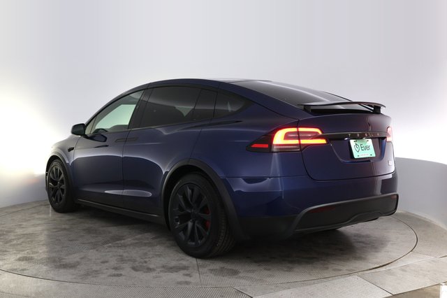 2023 Tesla Model X — photo 13 of 24