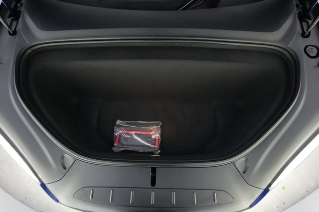 2023 Tesla Model X — photo 23 of 24