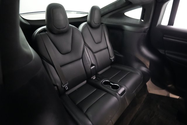 2023 Tesla Model X — photo 21 of 24