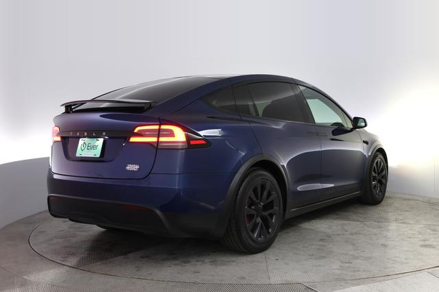 2023 Tesla Model X — photo 2 of 24