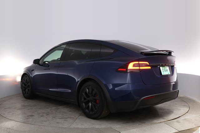 2023 Tesla Model X — photo 13 of 23