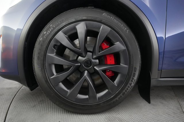 2023 Tesla Model X — photo 15 of 23