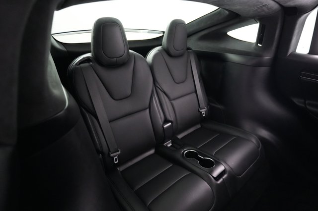 2023 Tesla Model X — photo 21 of 23