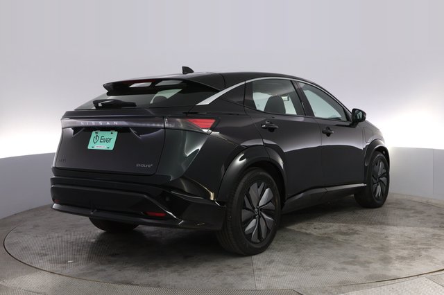 2024 Nissan Ariya — photo 2 of 23