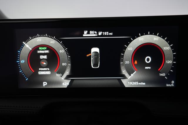 2024 Nissan Ariya — photo 5 of 23