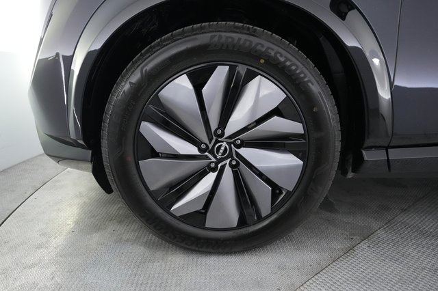 2024 Nissan Ariya — photo 7 of 23