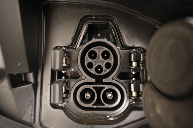 2024 Nissan Ariya — photo 8 of 23