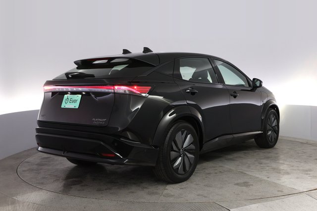 2024 Nissan Ariya — photo 2 of 23