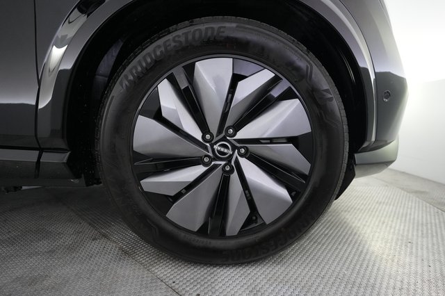 2024 Nissan Ariya — photo 16 of 23
