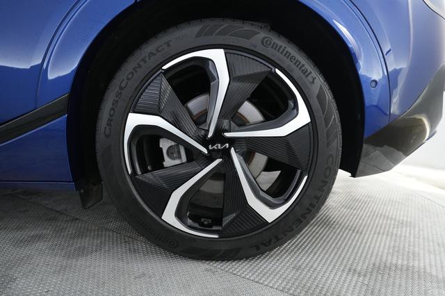 2024 Kia EV6 — photo 7 of 23