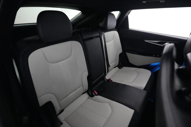 2024 Kia EV6 — photo 4 of 23