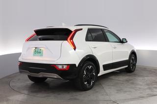 2024 Kia Niro EV — photo 2 of 23