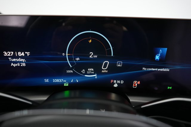 2024 Cadillac Lyriq — photo 5 of 22