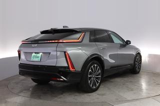 2024 Cadillac Lyriq — photo 2 of 22