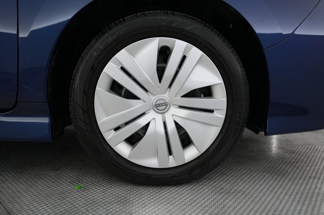2025 Nissan LEAF — photo 16 of 22