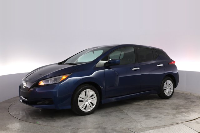2025 Nissan LEAF — photo 14 of 22