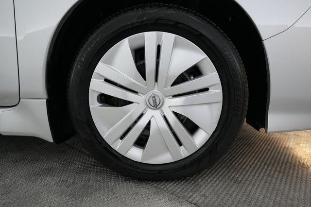 2025 Nissan LEAF — photo 16 of 22