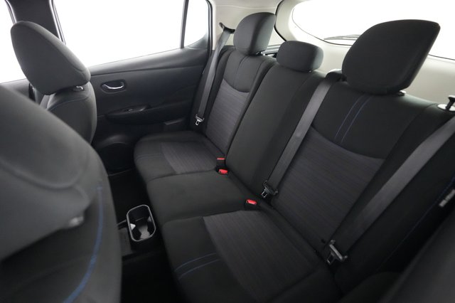 2025 Nissan LEAF — photo 19 of 22
