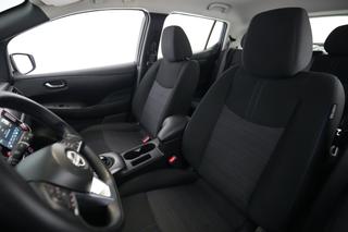 2025 Nissan LEAF — photo 3 of 22