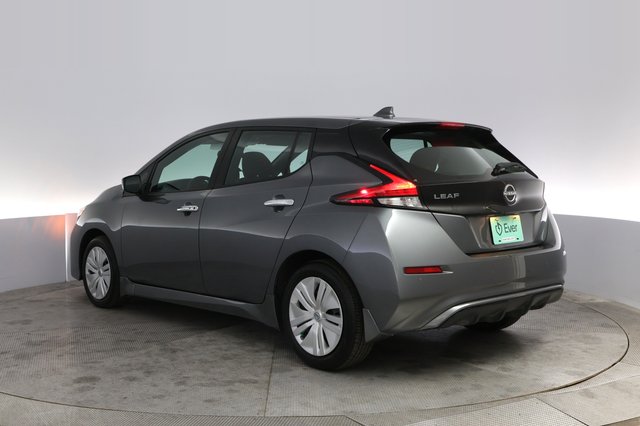 2025 Nissan LEAF — photo 13 of 20