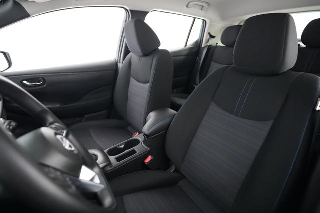 2025 Nissan LEAF — photo 3 of 20