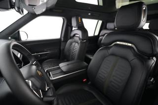 2025 Rivian R1S — photo 3 of 23