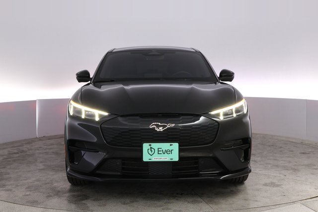 2022 Ford Mustang Mach-E — photo 9 of 21