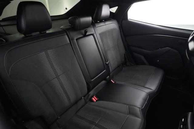 2022 Ford Mustang Mach-E — photo 4 of 21
