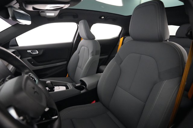 2023 Polestar 2 — photo 3 of 23
