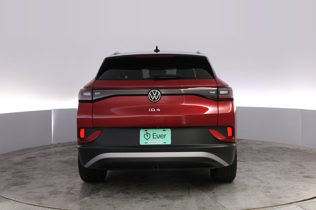 2023 Volkswagen ID.4 — photo 12 of 20