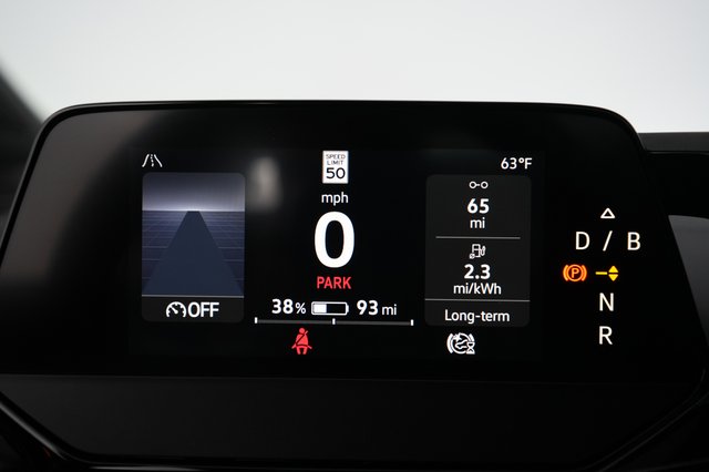 2023 Volkswagen ID.4 — photo 5 of 20