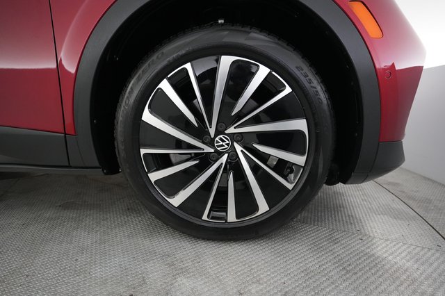 2023 Volkswagen ID.4 — photo 15 of 20