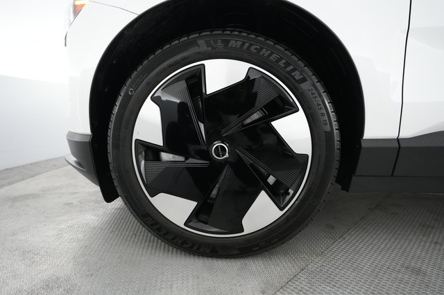 2025 Volvo EX30 — photo 15 of 21